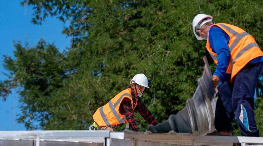 Expert new roof installation services in Hubbard Lake, MI